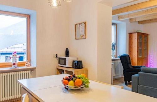 Tione di Trento Apartment | Charming 2-bedroom apartment CASA 3 FONTANE, mounts & lakes & ski
