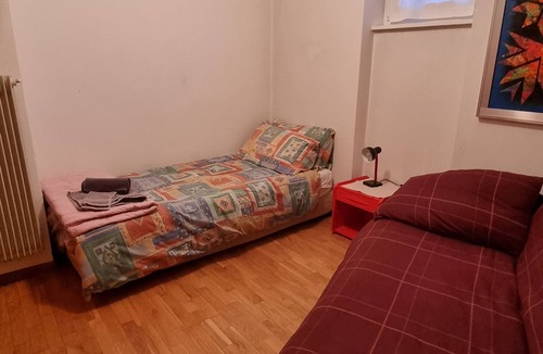 Vaneze Apartment | Charming 2-bedroom apartment in Norge with WiFi access