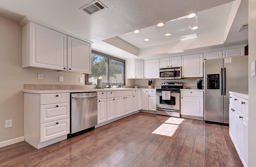 Tempe House | Charming 3-bedroom house with Pool and Hot Tub