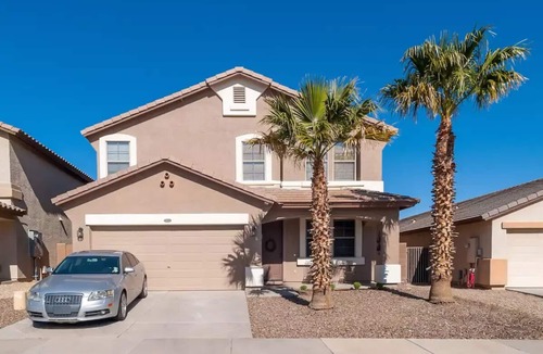 Crossriver House | Charming 3200+ Sqft 4 Bedroom That Sleeps 10