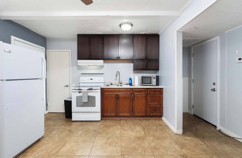 North Mountain House | Charming 3BR Near Downtown w/Yard & Workspace