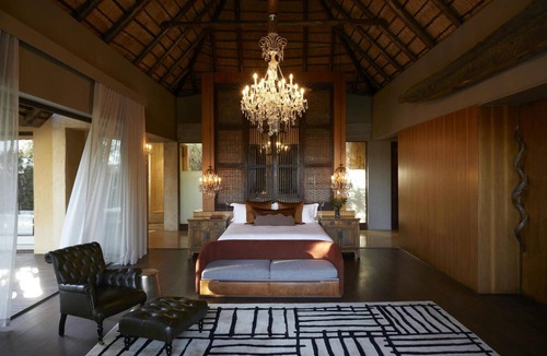 Madikwe Game Reserve Cabin | Charming 8-bedroom Luxury Safari Lodge with Adventures in Madikwe Game Reserve.