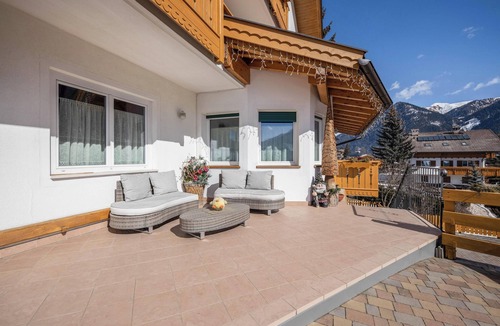 San Giovanni di Fassa Apartment | Charming Apartment “Majon d’Aisciuda Marmolada” with Mountain View