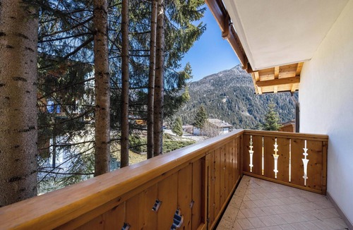 San Giovanni di Fassa Apartment | Charming Apartment “Majon d’Aisciuda Latemar” with Mountain View