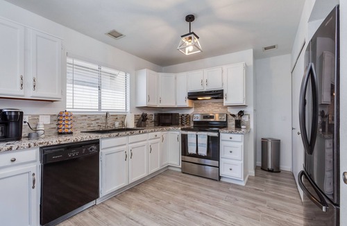Deer Valley House | Charming, Cozy, Modern, Private 3BR Family Vacation Home with Backyard Oasis