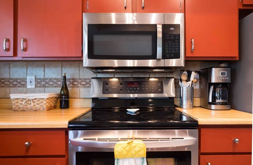 Tempe House | Charming House, Pool, Near Kiwanis Park, Freeways