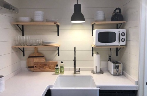 Auburn Apartment | Charming Walkable Studio – Steps to Auburn & Stadium