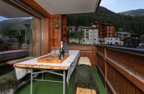 Zermatt Apartment | Chez Nous Zermatt - 4 luxury apartments in same building with Matterhorn views