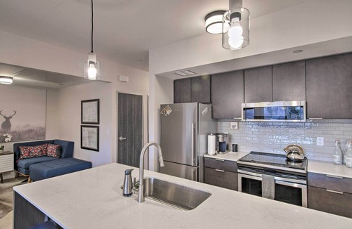 Bozeman Condo | Chic Bozeman Apartment - 1 Block Off West Main St!