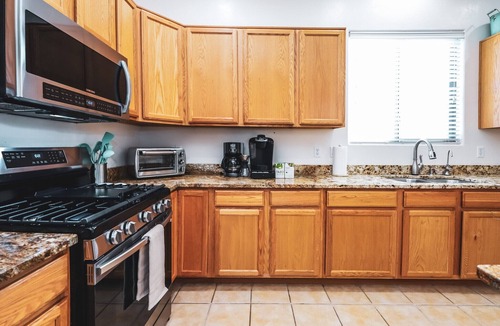 Rancho Del Lago House | Cienega Place | Spacious | Dog Friendly | Large Kitchen