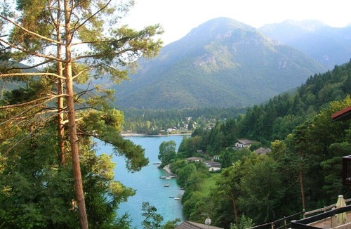 Val Maria-Pur Apartment | Civettini House 100 mt from the lake