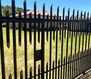 Ladysmith House | Close to everything yet Private!