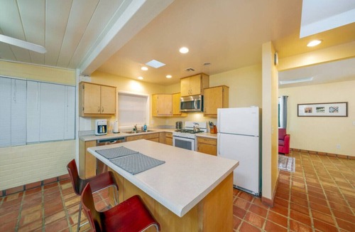 Jefferson Park House | Close to UA & Banner/Outdoor Space/2 BR & 2 BA