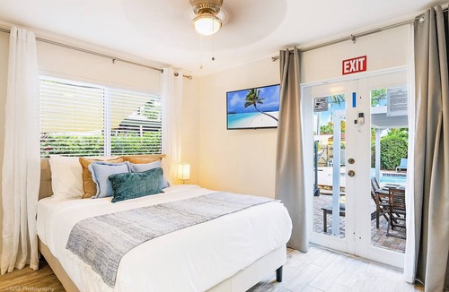 South Lake House | Coastal Dream Resort/4 Bed rooms/Mini Golf/Game Room/Htd Pool/BBQ