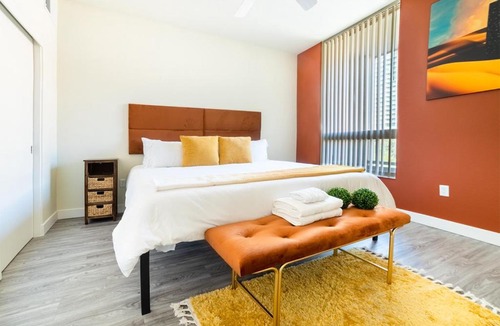 Riverside Apartment | Colorful Insta-worthy High-rise in downtown Tempe