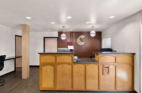Tucson Hotel | Comfort Inn & Suites near Kino Sports Complex