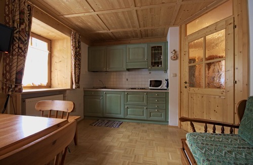Sesto Apartment | Comfortable Ground Floor Apartment in Sesto