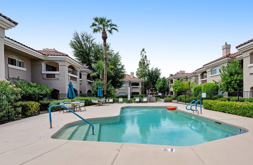 McCormick Ranch Condo | Condo in a gated community with balcony, pool, hot tub, gym - near Talking Stick