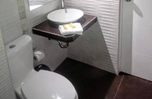 Pisco Apartment | CONFORTABLE 1 BEDROOM APARTMENTOM PARACAS/UNIT #1