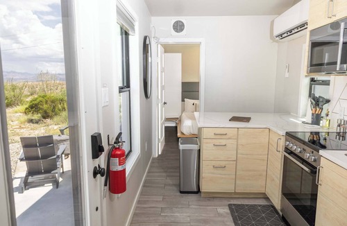 Study Butte-Terlingua Apartment | Container Home @ Stardust Big Bend 5 min from Park