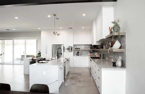 Arcadia House | Contemporary Dream - Walk to Old Town Scottsdale!