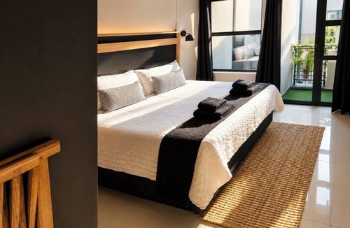 Umhlanga Apartment | Contemporary uMhlanga Stay w/Free WiFi, Pool & Gym