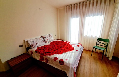 Madonna di Tirano Apartment | CONTINENTAL - ONE MINUTE TRAINS STATIONS - Tirano center