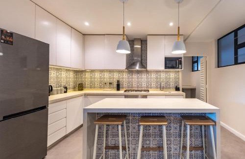 Hillhead Apartment | Coral Point Luxury Apartments