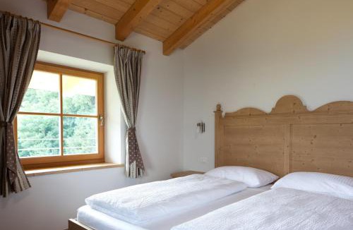 Roncegno Bed & Breakfast | Coronata Haus