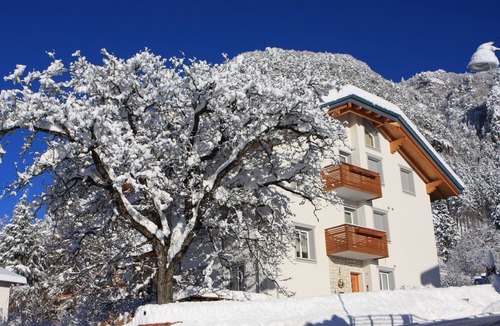 Fai della Paganella Apartment | Cortalta Mountain Lodge - Ground floor "Cherry tree" with garden