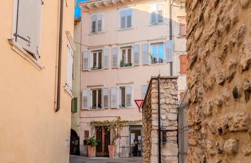 Arco Apartment | Cosy apartment for 4 people with WIFI, TV, pets allowed and parking