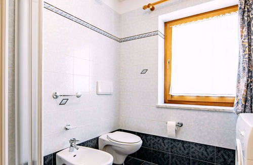 Soraga Apartment | Cosy apartment for 6 people with WIFI, TV, balcony and parking