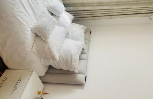 Newlands West Apartment | Cosy guest house