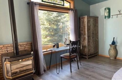 Flagstaff House | Cottage with a stone fire pit and pet friendly!