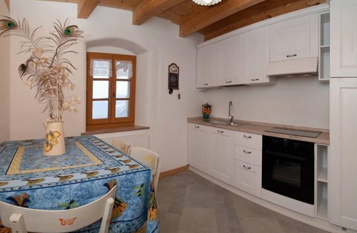 Cavedago Apartment | Country house in the Adamello Brenta