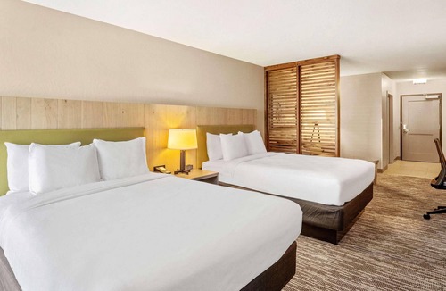 Southside Hotel | Country Inn & Suites by Radisson, Flagstaff Downtown, AZ
