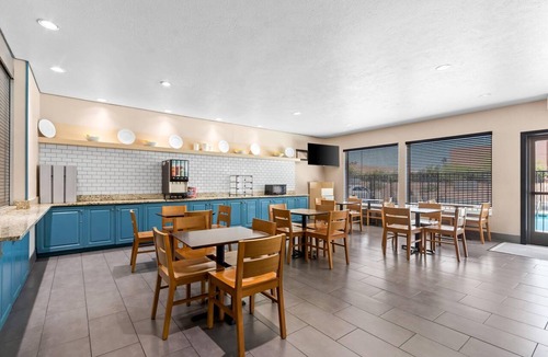 Tucson Hotel | Country Inn & Suites by Radisson, Tucson Airport, AZ