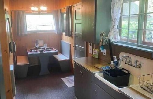 Woods Bay House | Couples retreat on Flathead Lake with lake access!nn