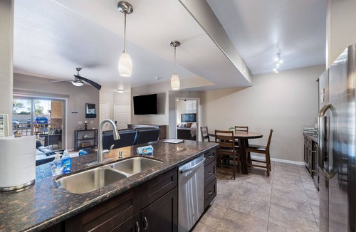 Parkwood Ranch House | Coyote Retreat 3 bed 2 bath