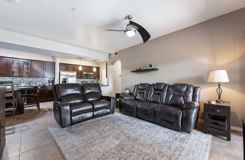 Parkwood Ranch House | Coyote Retreat 3 bed 2 bath