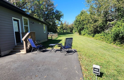 Newark Apartment | Cozy 1-bedroom apartment with WiFi, AC in enjoyable Newark