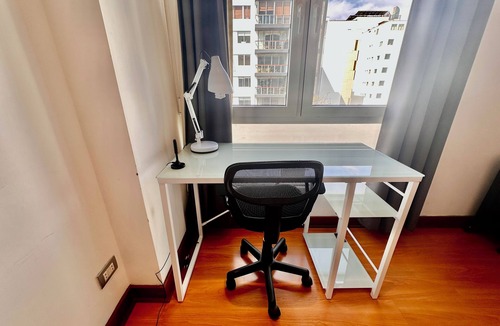 Miraflores Condo | Cozy 3 bedroom Best location in Miraflores free parking