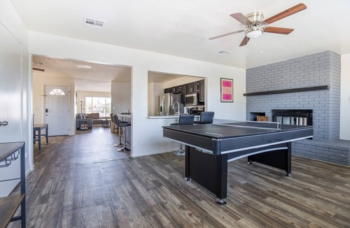 Alhambra House | Cozy 3BR House Near Attractions & Shopping
