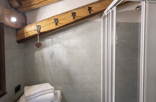 Cortina d'Ampezzo Apartment | Cozy attic room in Cortina d'Ampezzo