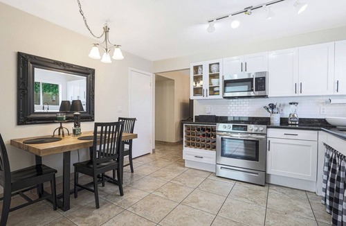 Mountain Vista Ranch House | Cozy, clean desert get away with private pool and cactus garden