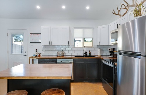 Chandler House | Cozy downtown Chandler Home w/a touch of AZ Southwest vibes