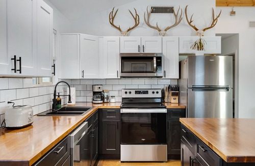 Chandler House | Cozy downtown Chandler Home w/a touch of AZ Southwest vibes