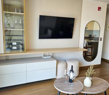 San Isidro Centro Financiero Apartment | Cozy & Modern Apt with City View in San Isidro