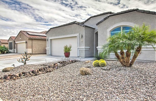 Peoria Apartment | Cozy Peoria Apartment - Golf, Hike & Bike!