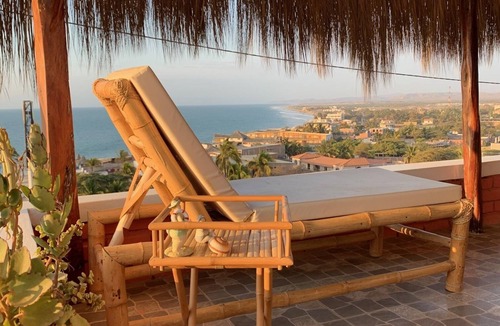 Mancora House | Cozy pet-friendly bungalow with ocean views and excellent atmosphere in Máncora.